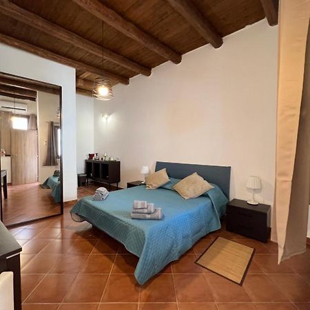 Vicolo Del Vento Stanza Scirocco Hotel ปาแลร์โม ภายนอก รูปภาพ