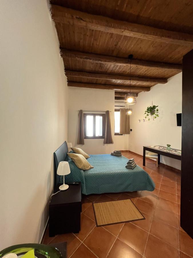Vicolo Del Vento Stanza Scirocco Hotel ปาแลร์โม ภายนอก รูปภาพ